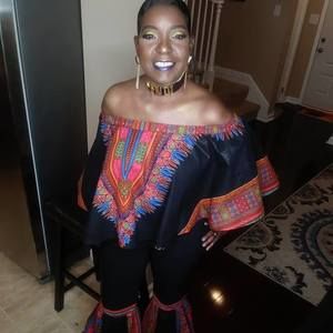 Meet your Posher, Gia